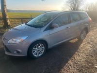 Gebraucht Ford Focus SYNC Edition 101 PS (74 kW) 2014 Beige Kombi