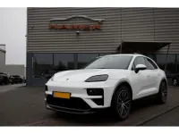 Gebraucht Porsche Macan Turbo 469 kW (639 PS) 2025 Weiß SUV