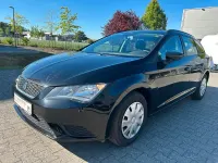 Usado Seat Leon ST Reference 86 HP (63 kW) 2017 Preto Carrinha
