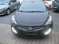 Gebraucht Hyundai i30 Edition 99 PS (72 kW) 2014 Schwarz Limousine