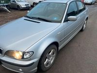 Gebraucht BMW 318 143 PS (105 kW) 2002 Silber Limousine