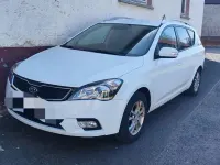 Gebraucht Kia Ceed Sportswagon Vision 126 PS (92 kW) 2010 Weiß Kombi
