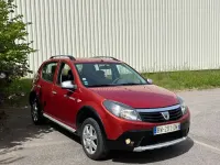 Second-hand Dacia Sandero Stepway 88 CP (64 kW) 2011 Roșu Berlinǎ