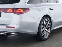 Gebraucht Mercedes E300 Advanced 313 PS (230 kW) 2025 Metalliclack hightechsilber Kombi