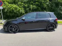 Gebraucht VW Golf VI R 271 PS (199 kW) 2011 Schwarz Kleinwagen
