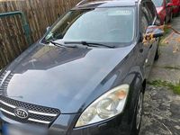 Second-hand Kia Ceed 109 CP (80 kW) 2010 Gri Hatchback