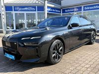 Gebraucht BMW 760 571 PS (419 kW) 2023 Saphirschwarz Limousine