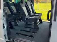 Gebraucht Ford Tourneo 131 PS (96 kW) 2017 Silber Van / Kleinbus