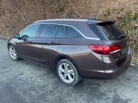 Gebraucht Opel Astra Dynamic 125 PS (91 kW) 2017 Braun Kombi