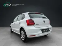 Używany VW Polo Trendline 75 KM (55 kW) 2016 Biały Sedan/Limuzyna