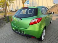 Usata Mazda 2 86 CV (63 kW) 2007 Verde Utilitaria