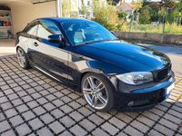 Gebraucht BMW 120 Sport Line 177 PS (130 kW) 2012 Schwarz Kleinwagen