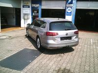 Gebraucht VW Passat 120 PS (88 kW) 2015 Silber Kombi