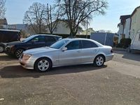 Gebraucht Mercedes E320 Avantgarde 204 PS (150 kW) 2003 Silber Limousine