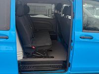 Gebraucht Mercedes Vito 163 PS (119 kW) 2017 Blau Van