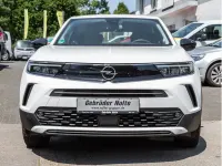 Gebraucht Opel Mokka-e Elegance 100 kW (136 PS) 2024 Weiss / banquise weiss SUV