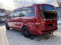 Gebraucht Mercedes V300 239 PS (175 kW) 2020 Rot Van / Kleinbus