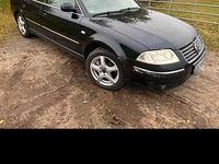 Gebraucht VW Passat 150 PS (110 kW) 2001 Blau Kombi