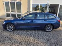 Gebraucht BMW 330e Sport Line 292 PS (214 kW) 2022 Phytonicblau Kombi