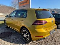 Gebraucht VW Golf VII Sound 125 PS (91 kW) 2018 Gelb Limousine