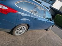 Gebraucht Ford Focus 100 PS (73 kW) 2012 Blau Kombi