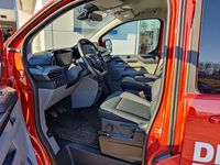 Neu Ford Tourneo Titanium 150 PS (110 kW) 2025 Artisanred Van / Kleinbus