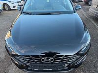 Gebraucht Hyundai i30 Pure 110 PS (80 kW) 2021 Schwarz Kombi