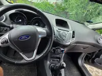 Gebraucht Ford Fiesta 80 PS (58 kW) 2016 Schwarz Kleinwagen