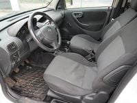 Second-hand Opel Combo 70 CP (51 kW) 2006 Alb Monovolum
