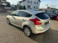 Gebraucht Ford Focus Titanium 116 PS (85 kW) 2013 Silber Kleinwagen