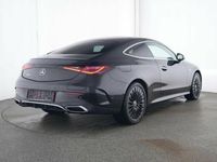 Gebraucht Mercedes E300 204 PS (150 kW) 2025 Lack obsidianschwarz (metallic) Coupé