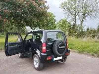 Gebraucht Suzuki Jimny 83 PS (61 kW) 2011 Schwarz SUV