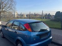 Gebraucht Ford Focus Ambiente 75 PS (55 kW) 2001 Blau Kombi