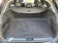 Gebraucht Mercedes GLC220 197 PS (144 kW) 2025 Metalliclack obsidianschwarz SUV