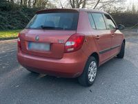Gebraucht Skoda Fabia 80 PS (58 kW) 2010 Limousine