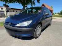 Używany Peugeot 206 60 KM (44 kW) 2001 Niebieski Hatchback