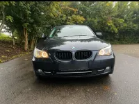 Second-hand BMW 523 190 CP (139 kW) 2008 Albastru Berlinǎ