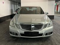 Gebraucht Mercedes E220 170 PS (125 kW) 2010 Silber Limousine