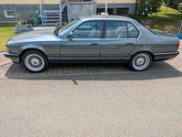 Gebraucht BMW 735 211 PS (155 kW) 1987 Silber Limousine
