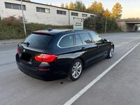 Gebraucht BMW 520 184 PS (135 kW) 2012 Schwarz Kombi