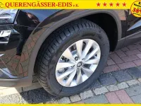 Neu Skoda Karoq Classic 150 PS (110 kW) 2026 Black magic SUV