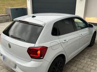 Gebraucht VW Polo Highline 95 PS (69 kW) 2018 Weiß Kleinwagen