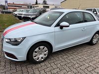 Gebraucht Audi A1 Attraction 105 PS (77 kW) 2011 Blau Kleinwagen