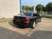 Gebraucht BMW 518 Performance 136 PS (100 kW) 2015 Grau Limousine