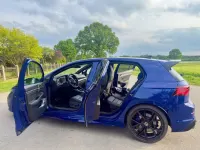 Gebraucht VW Golf VIII R 333 PS (244 kW) 2022 Blau Limousine