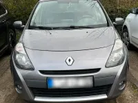 Gebraucht Renault Clio 88 PS (64 kW) 2012 Silber Kleinwagen