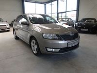 Gebraucht Skoda Rapid Drive 122 PS (89 kW) 2014 Grau Kombi