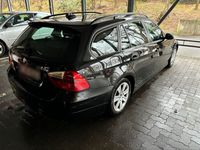 gebraucht BMW 320 i Kombi TÜV bis 07/2025 Aut Allwetter Navi Pano Leder