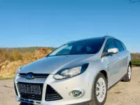 Używany Ford Focus Titanium 140 KM (102 kW) 2014 Srebrny Kombi