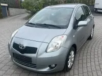 Gebraucht Toyota Yaris 87 PS (63 kW) 2008 Silber Kleinwagen